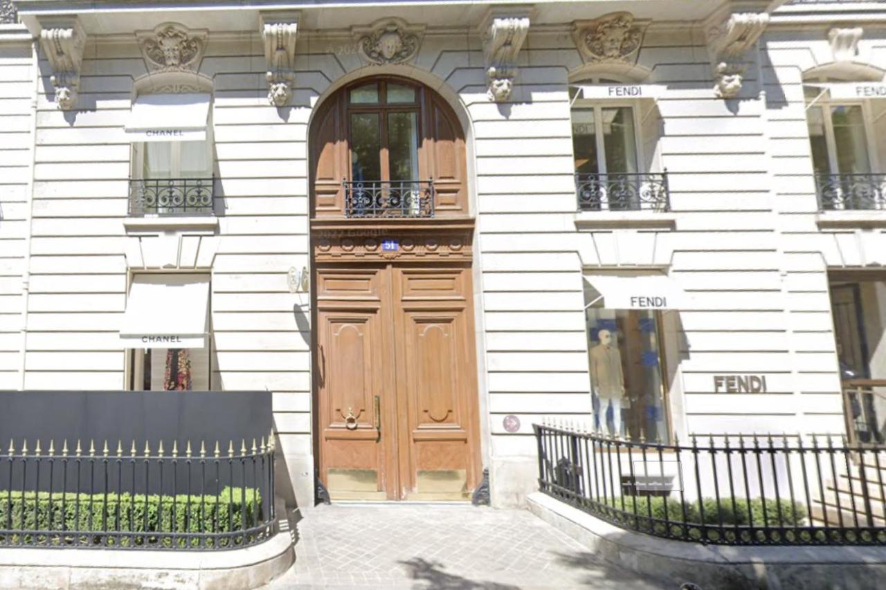 Av Montaigne Champs Elysee パリ エクステリア 写真